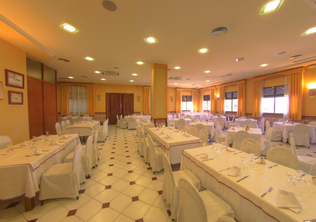 Hotel Avenida Beas de Segura Exteriér fotografie